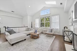 2446 W Homer St, Chicago, IL 60647 - Photo 6