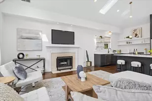 2446 W Homer St, Chicago, IL 60647 - Photo 8