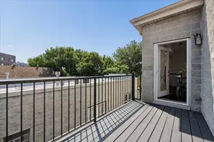 2446 W Homer St, Chicago, IL 60647 - Photo 24