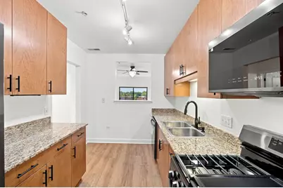 1650 Riverwoods Drive #403, Melrose Park, IL 60160 - Photo 8