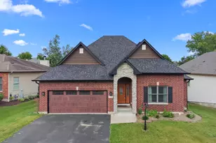 1400 Savanna Ln, Woodstock, IL 60098 - Photo 1