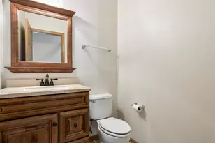 1472 Cambria Dr, Dekalb, IL 60115 - Photo 18