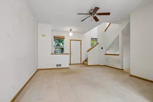 1472 Cambria Dr, Dekalb, IL 60115 - Photo 6