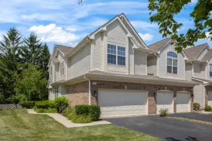 54 Egg Harbour Ct, Schaumburg, IL 60173 - Photo 1