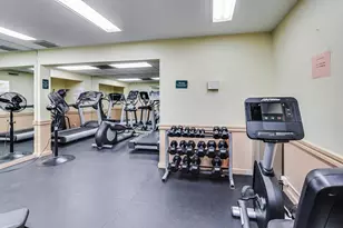 3950 N Lake Shore Dr, Chicago, IL 60613 - Photo 20