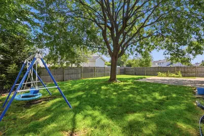 1284 Regent Drive, Mundelein, IL 60060 - Photo 22