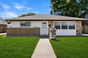 17044 Burnham Ave, Lansing, IL 60438 - Photo 2