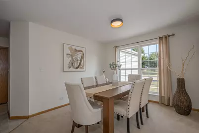 1493 Patterson Avenue, North Aurora, IL 60542 - Photo 6
