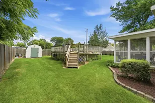 513 N West St, Peotone, IL 60468 - Photo 10