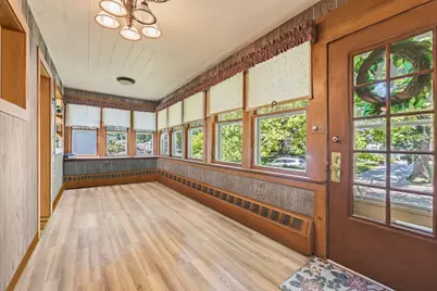 35 Woodland Avenue, Elgin, IL 60123 - Photo 2