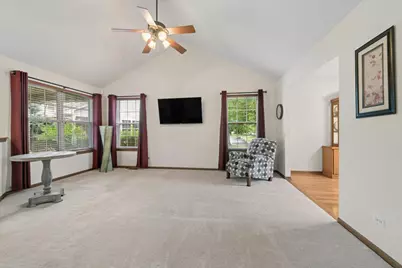 4712 Mikasa Court, Joliet, IL 60431 - Photo 4