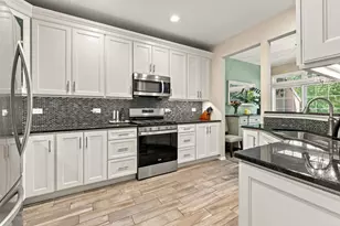 55 Lakebreeze Ct, Lake Zurich, IL 60047 - Photo 12