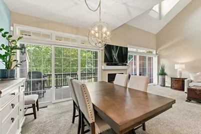 55 Lakebreeze Court, Lake Zurich, IL 60047 - Photo 8