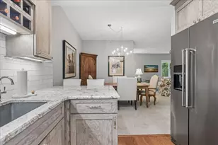 310 E Church Ave, Libertyville, IL 60048 - Photo 8