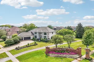 3303 White Eagle Dr, Naperville, IL 60564 - Photo 1