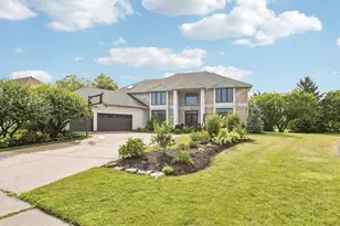 3303 White Eagle Dr, Naperville, IL 60564 - Photo 2