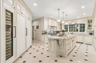 3303 White Eagle Dr, Naperville, IL 60564 - Photo 8