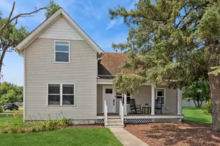 407 E Park St, Harvard, IL 60033 - Photo 1
