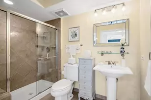 1 N Beacon Pl, La Grange, IL 60525 - Photo 26