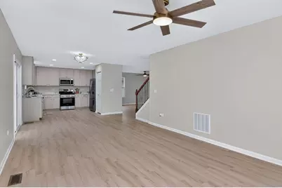1816 Oxford Way, Joliet, IL 60431 - Photo 4