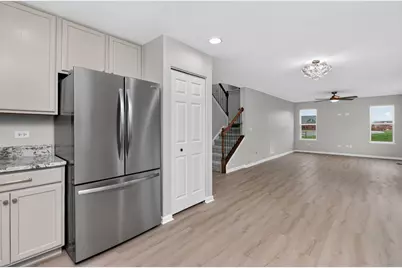 1816 Oxford Way, Joliet, IL 60431 - Photo 8