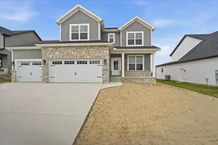 5210 Castlebar Dr, Bloomington, IL 61705 - Photo 2