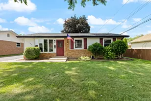 13108 Fairway Dr, Crestwood, IL 60418 - Photo 1