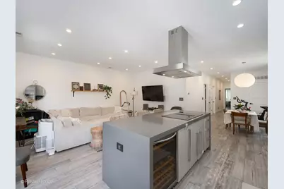 5746 N Washtenaw Avenue #2, Chicago, IL 60659 - Photo 6