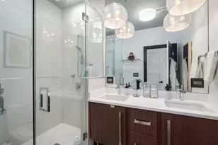 5746 N Washtenaw Ave, Chicago, IL 60659 - Photo 10