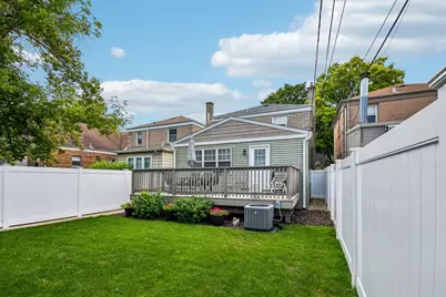 1731 N 75th Court, Elmwood Park, IL 60707 - Photo 32