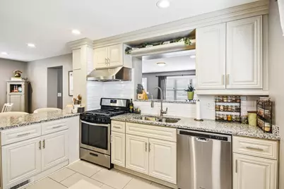1731 N 75th Court, Elmwood Park, IL 60707 - Photo 8