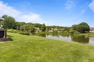 606 Weldon Springs Rd, Monticello, IL 61856 - Photo 8