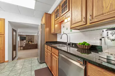720 S Butterfield Road, Libertyville, IL 60048 - Photo 12