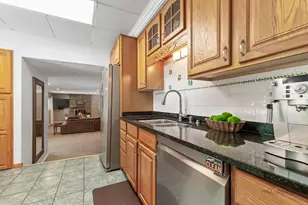 720 S Butterfield Rd, Libertyville, IL 60048 - Photo 12