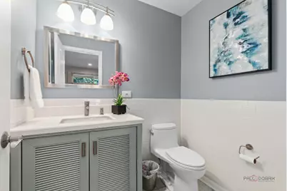 720 S Butterfield Road, Libertyville, IL 60048 - Photo 20