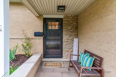720 S Butterfield Road, Libertyville, IL 60048 - Photo 4