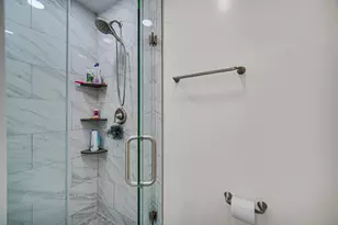 2033 N Evergreen Ave, Arlington Heights, IL 60004 - Photo 20