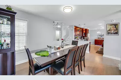 2033 N Evergreen Avenue, Arlington Heights, IL 60004 - Photo 18