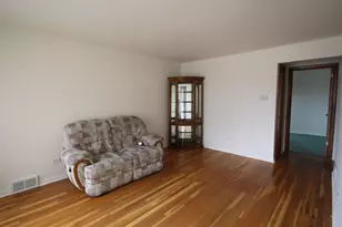 4411 W 81st Pl, Chicago, IL 60652 - Photo 2