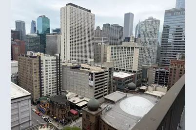 10 E Ontario Street #2012, Chicago, IL 60611 - Photo 16