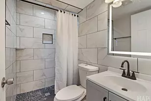 2208 Kensington Dr, Schaumburg, IL 60194 - Photo 34