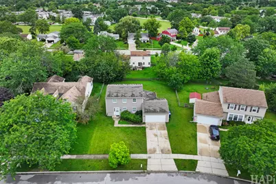 2208 Kensington Drive, Schaumburg, IL 60194 - Photo 46