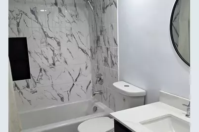 301 Lake Hinsdale Drive #108, Willowbrook, IL 60527 - Photo 10
