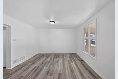 63 W 15th Street, Chicago Heights, IL 60411 - Photo 18
