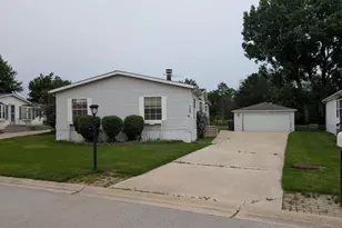 22636 Olympia Dr, Frankfort, IL 60423 - Photo 2
