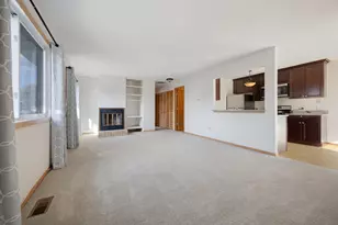 717 Whitesail Dr, Schaumburg, IL 60194 - Photo 6