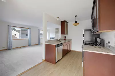 717 Whitesail Drive #717, Schaumburg, IL 60194 - Photo 2