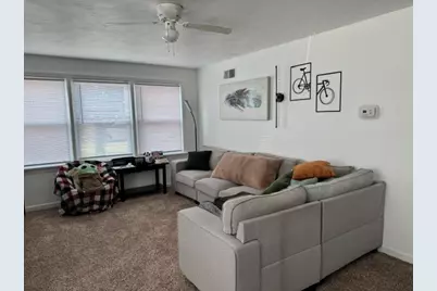 804 N Division Street, Pontiac, IL 61764 - Photo 2