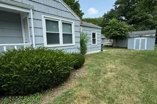 804 N Division St, Pontiac, IL 61764 - Photo 12