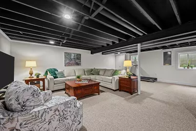 1483 Allen Lane, Saint Charles, IL 60174 - Photo 24